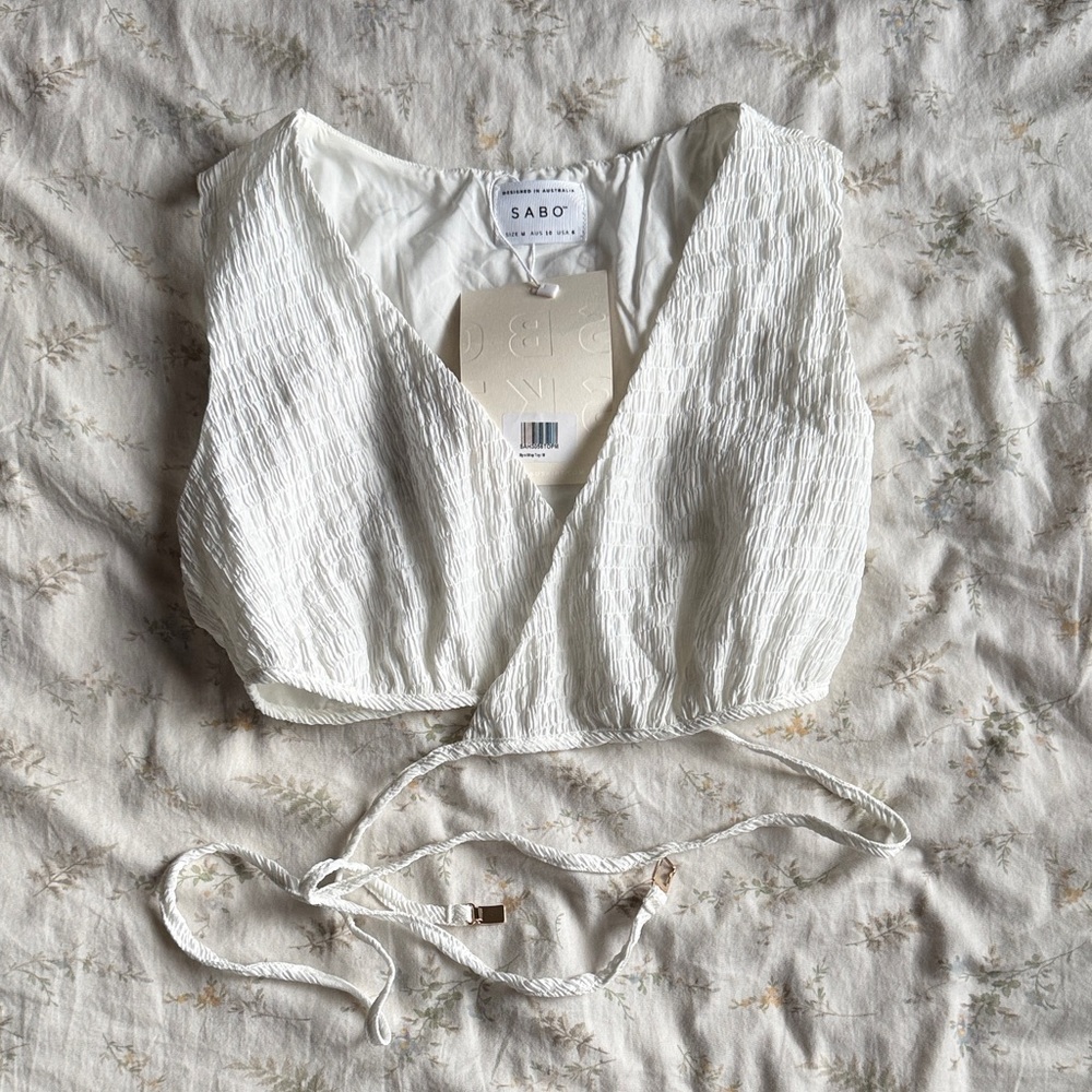 Sabo Myra white wrap top size 6 in great condition never worn new with tags - Picture 3 of 6